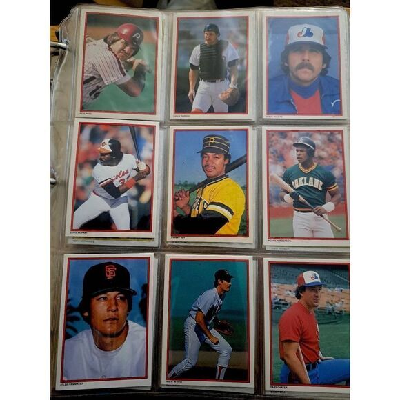 Sports Trading Cards - Picture 1 of 2